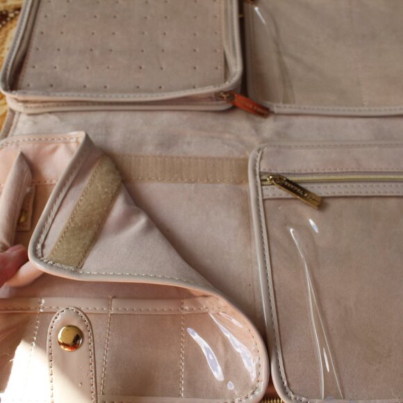 Kendra Scott Jewelry Travel Case Hanging 4 Removable Compartments - Picture 11 of 16